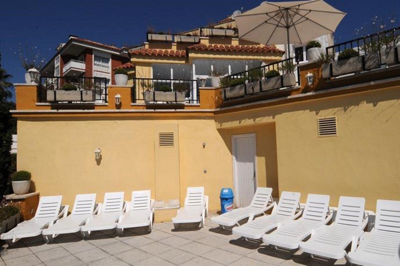 Apartaments Ar Enjoy Monjardi Lloret de Mar Exterior photo