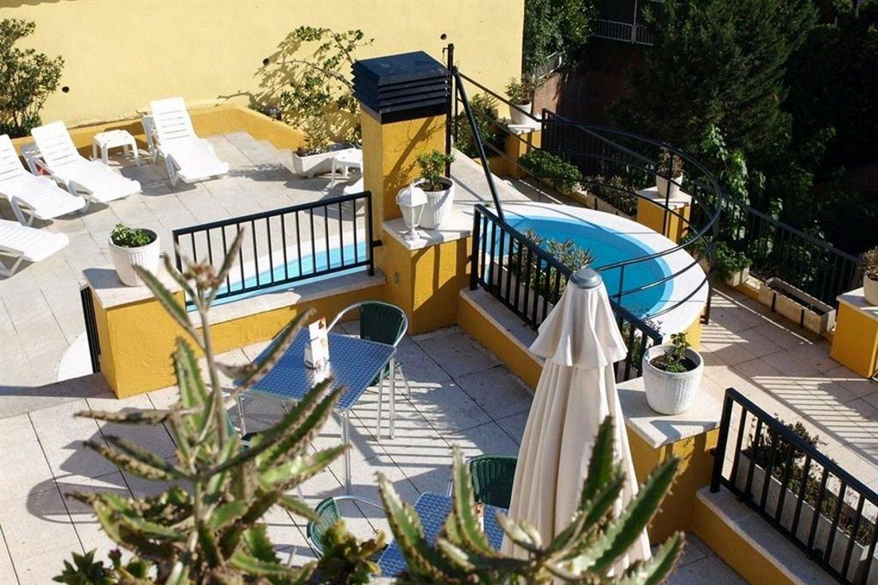 Apartaments Ar Enjoy Monjardi Lloret de Mar Exterior photo