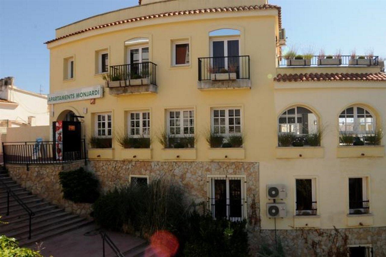 Apartaments Ar Enjoy Monjardi Lloret de Mar Exterior photo