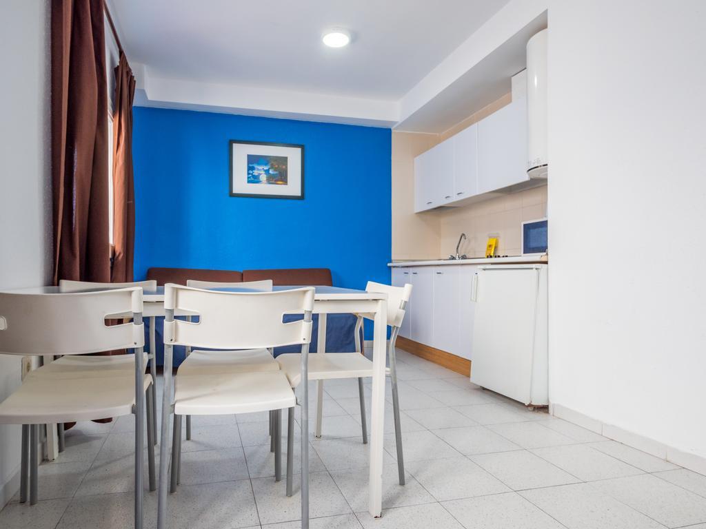 Apartaments Ar Enjoy Monjardi Lloret de Mar Exterior photo