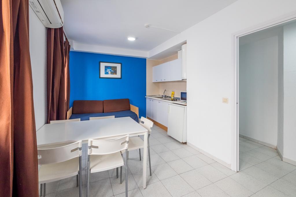 Apartaments Ar Enjoy Monjardi Lloret de Mar Exterior photo