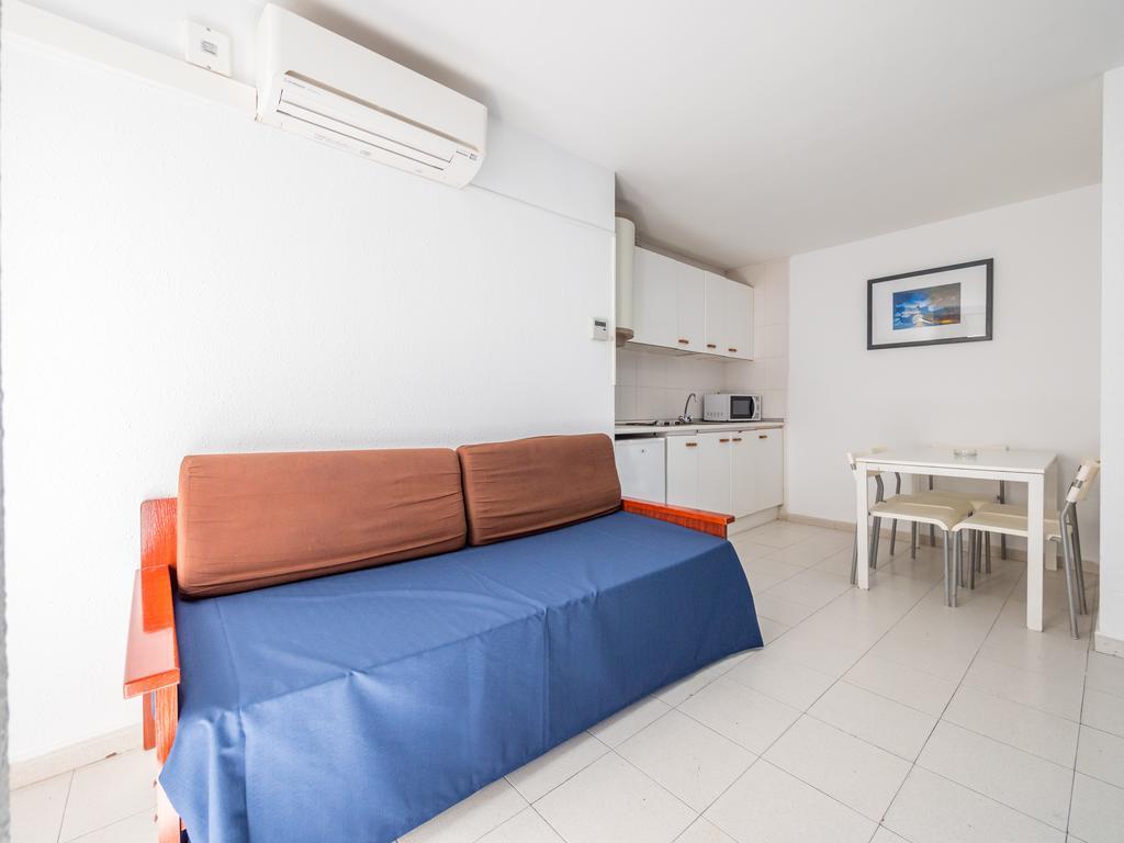 Apartaments Ar Enjoy Monjardi Lloret de Mar Exterior photo
