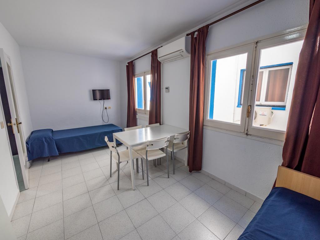 Apartaments Ar Enjoy Monjardi Lloret de Mar Exterior photo