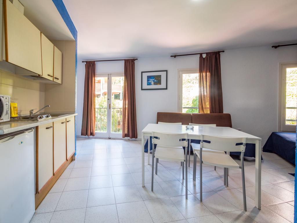 Apartaments Ar Enjoy Monjardi Lloret de Mar Exterior photo