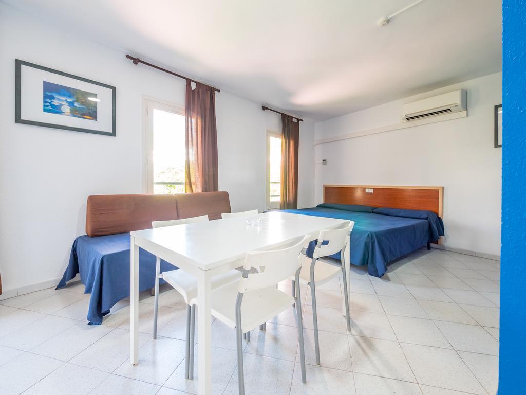 Apartaments Ar Enjoy Monjardi Lloret de Mar Exterior photo