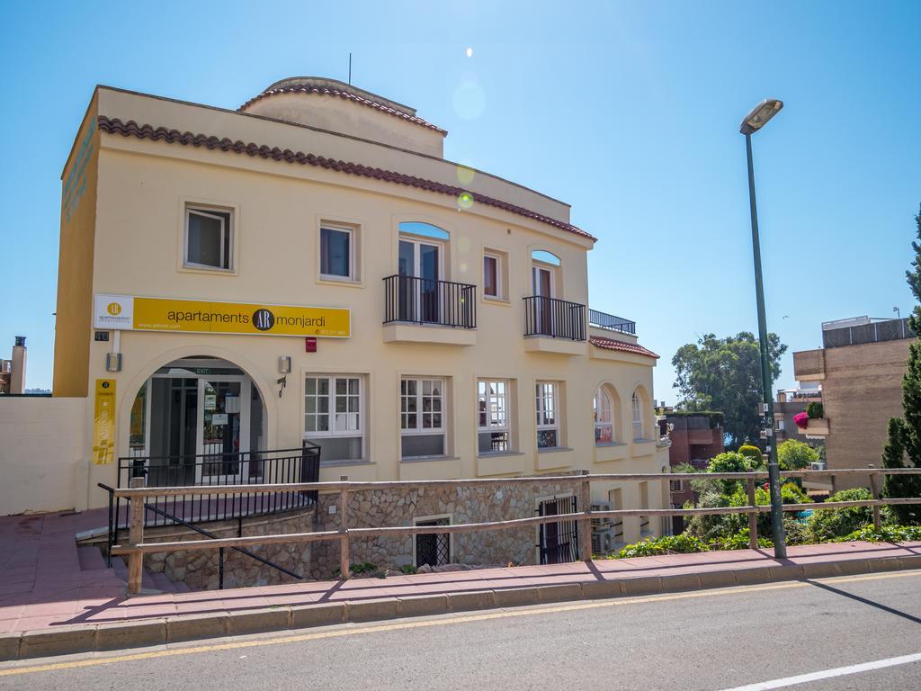Apartaments Ar Enjoy Monjardi Lloret de Mar Exterior photo